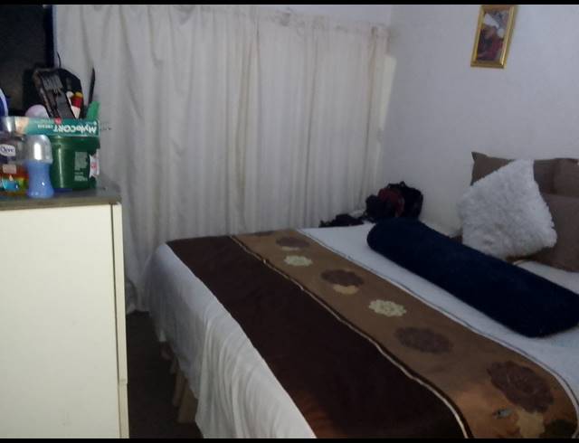 1 BEDROOM FLAT FOR SALE IN LUIPAARDSVLEI